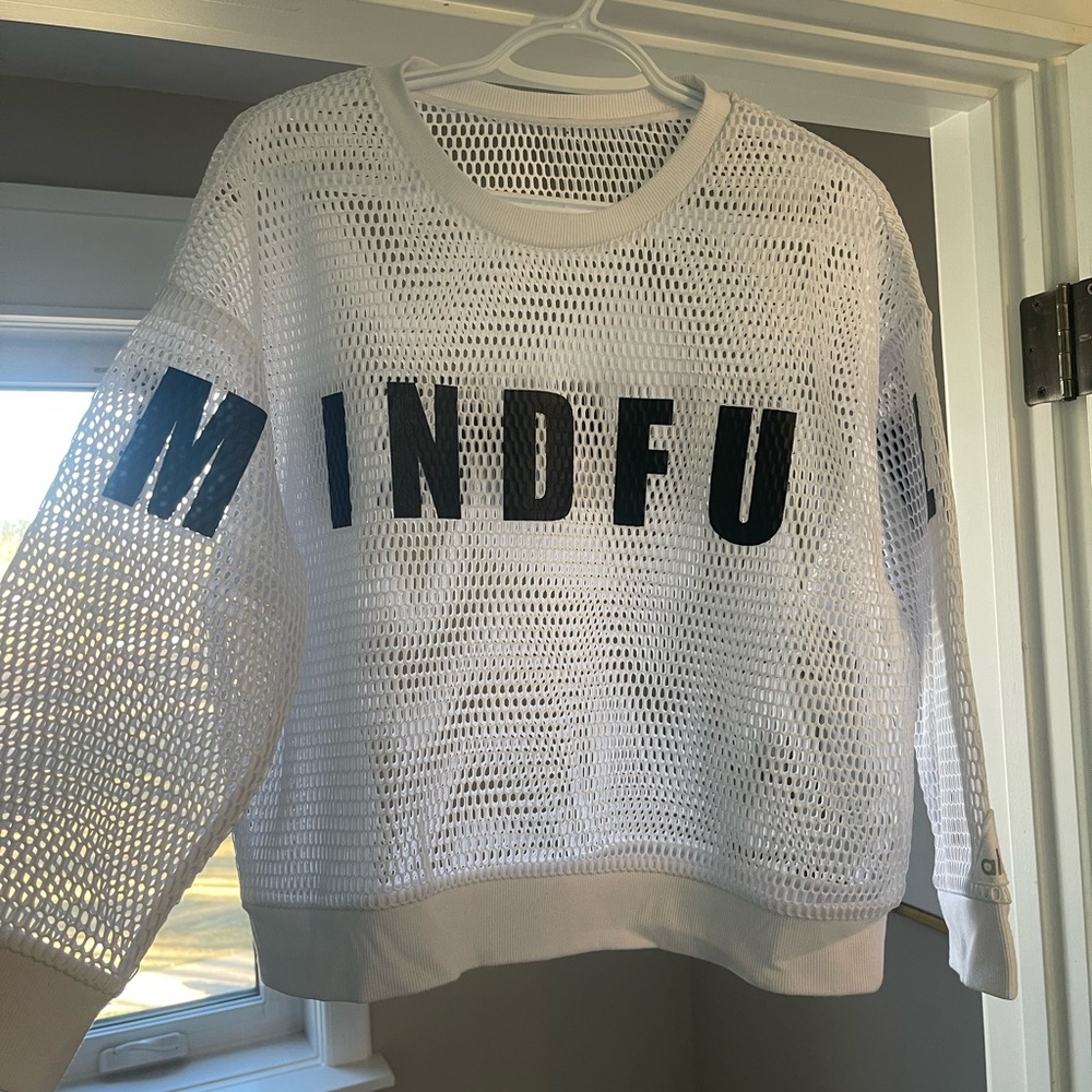 Alo yoga mesh top